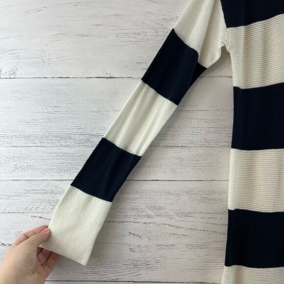 Vince Cream and Black Long Sleeve Pullover Sweater Size XS - Picture 3 of 8